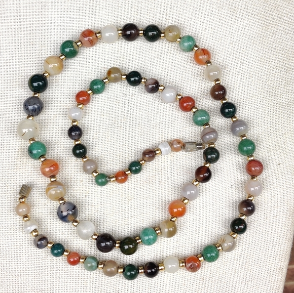Vintage agate and Jade necklace - Picture 3 of 8